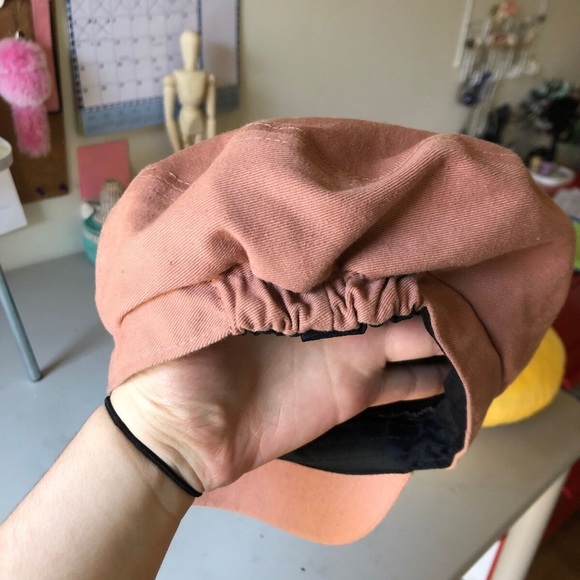 S French hat / chapeau P - Picture 4 of 5